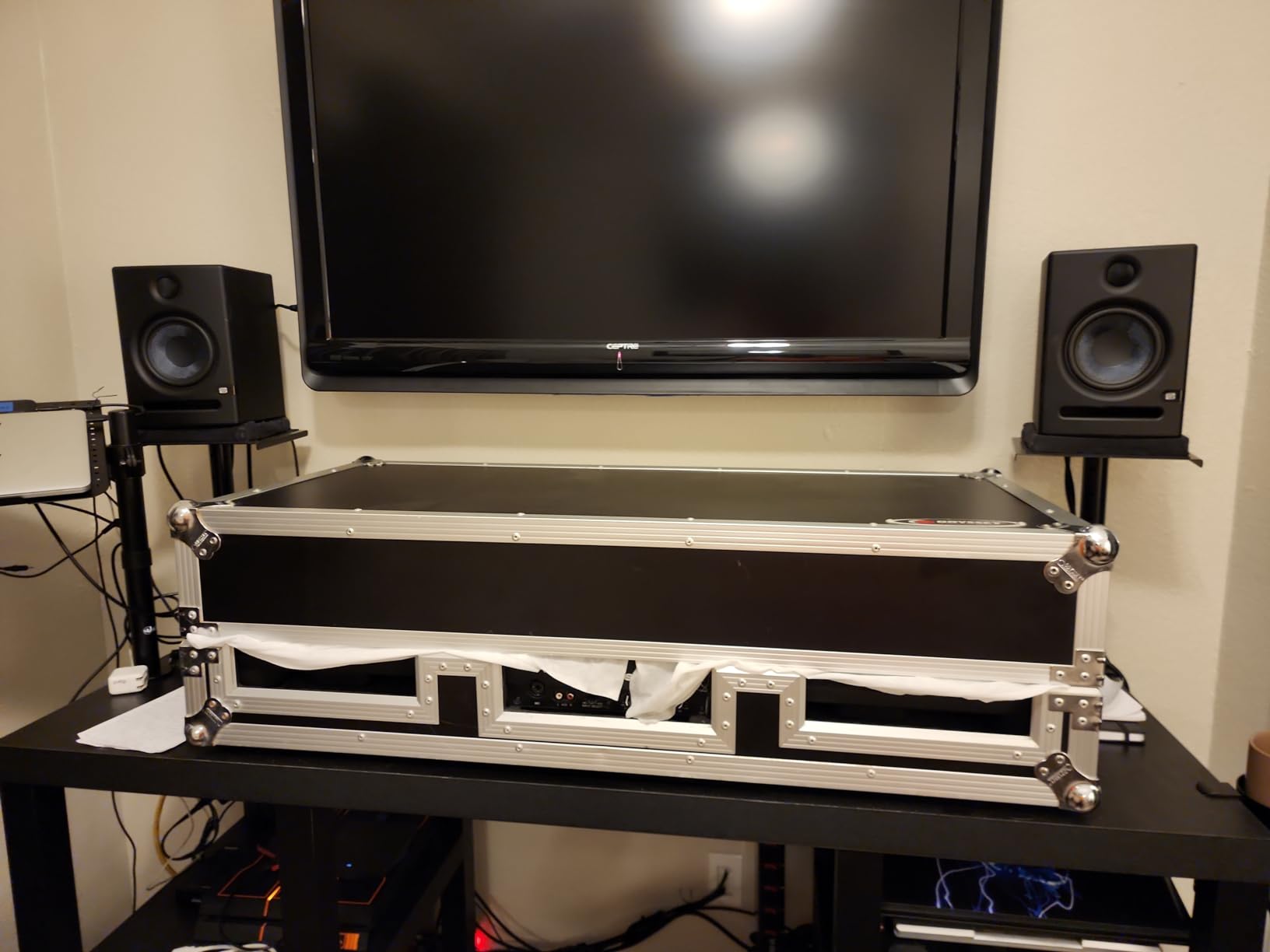 PreSonus Eris E5 Pair 2-Way 5.25” Near Field Studio Monitors customer photo 2