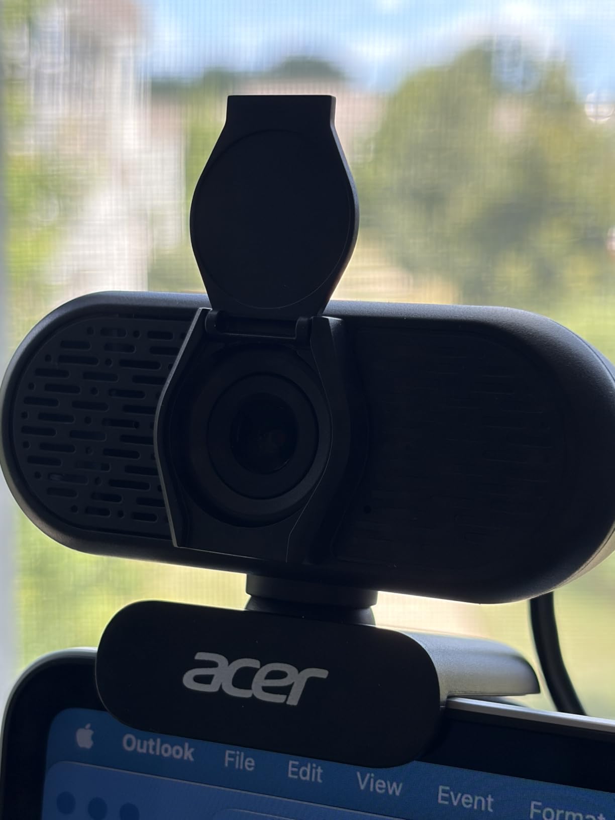 Acer A640 4K Webcam with AI Noise Canceling Mic for Streaming Meetings customer photo 1