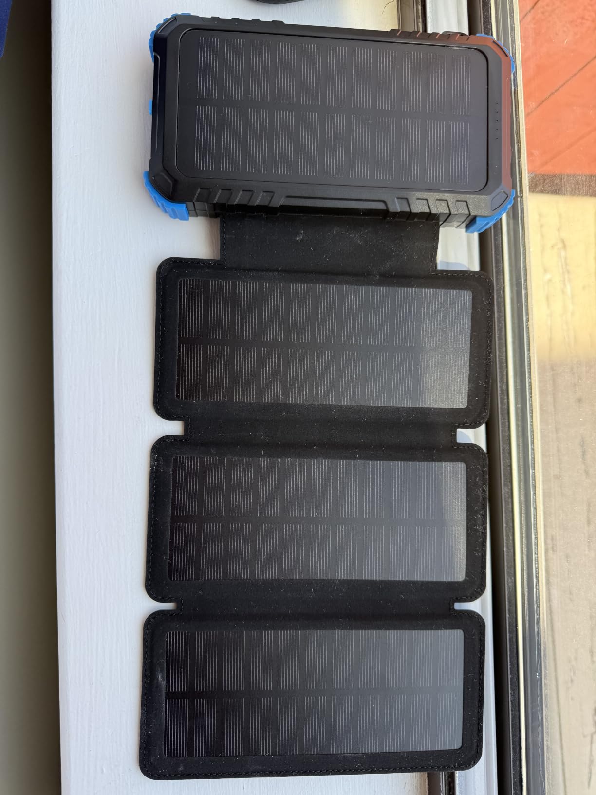 Solar Power Bank 20000mAh with 4 Panels | Solar Charger with Build-in 3 Cables customer photo 1