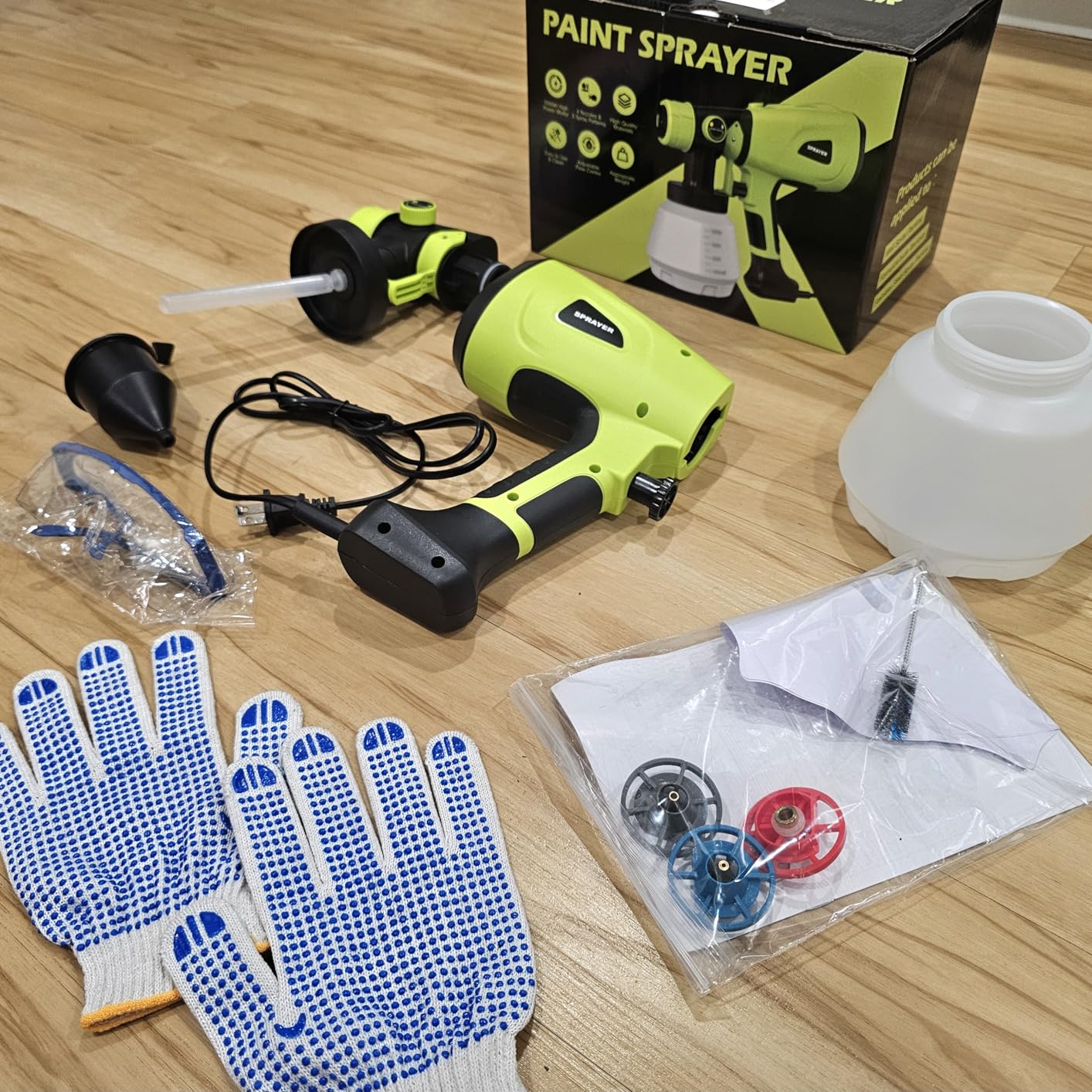 1000W High Power Paint Sprayer - HVLP Electric Spray Paint Gun with 4 Copper Nozzles & 3 Patterns, Large Capacity Power Painter for Furniture, Cabinets, Fence & House Painting Yellow customer photo 2