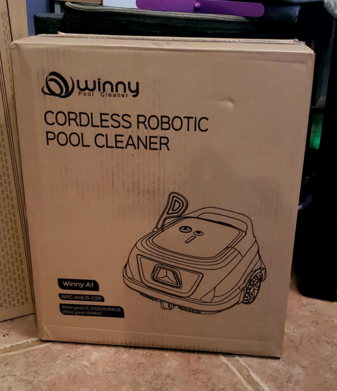 WINNY POOL CLEANER-A1 Cordless Robotic Above Ground Pool Vacuum(Black) customer photo 1