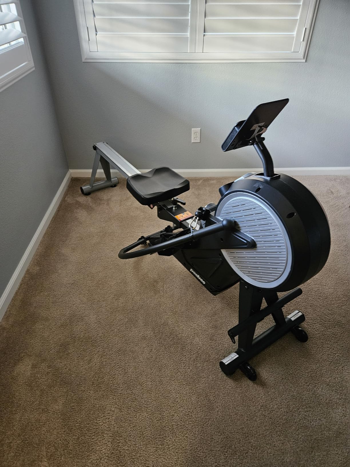 pooboo Dual Scull Rowing Machine with Wind and Magnetic Resistance customer photo 1