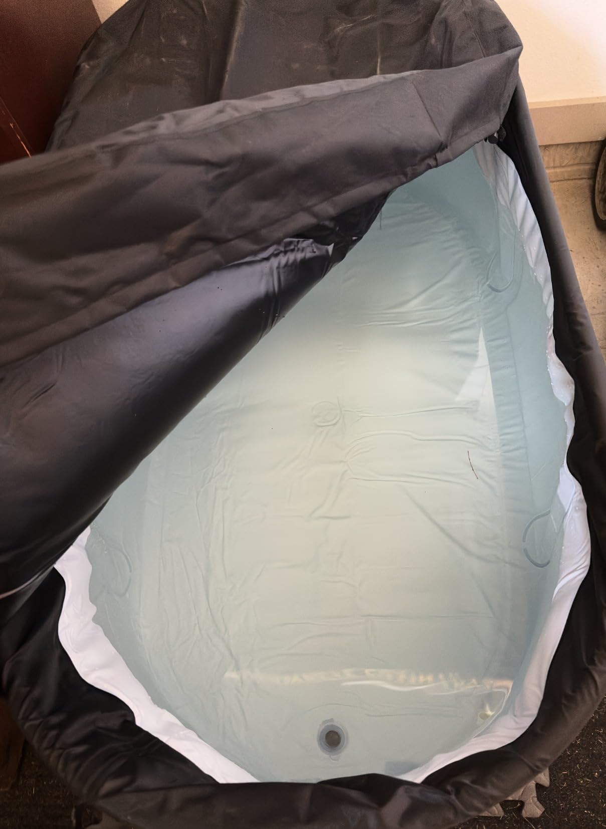 175 Gal Cold Plunge Ice Bath Tub, Portable Oval Bathtub for Athletes customer photo 1