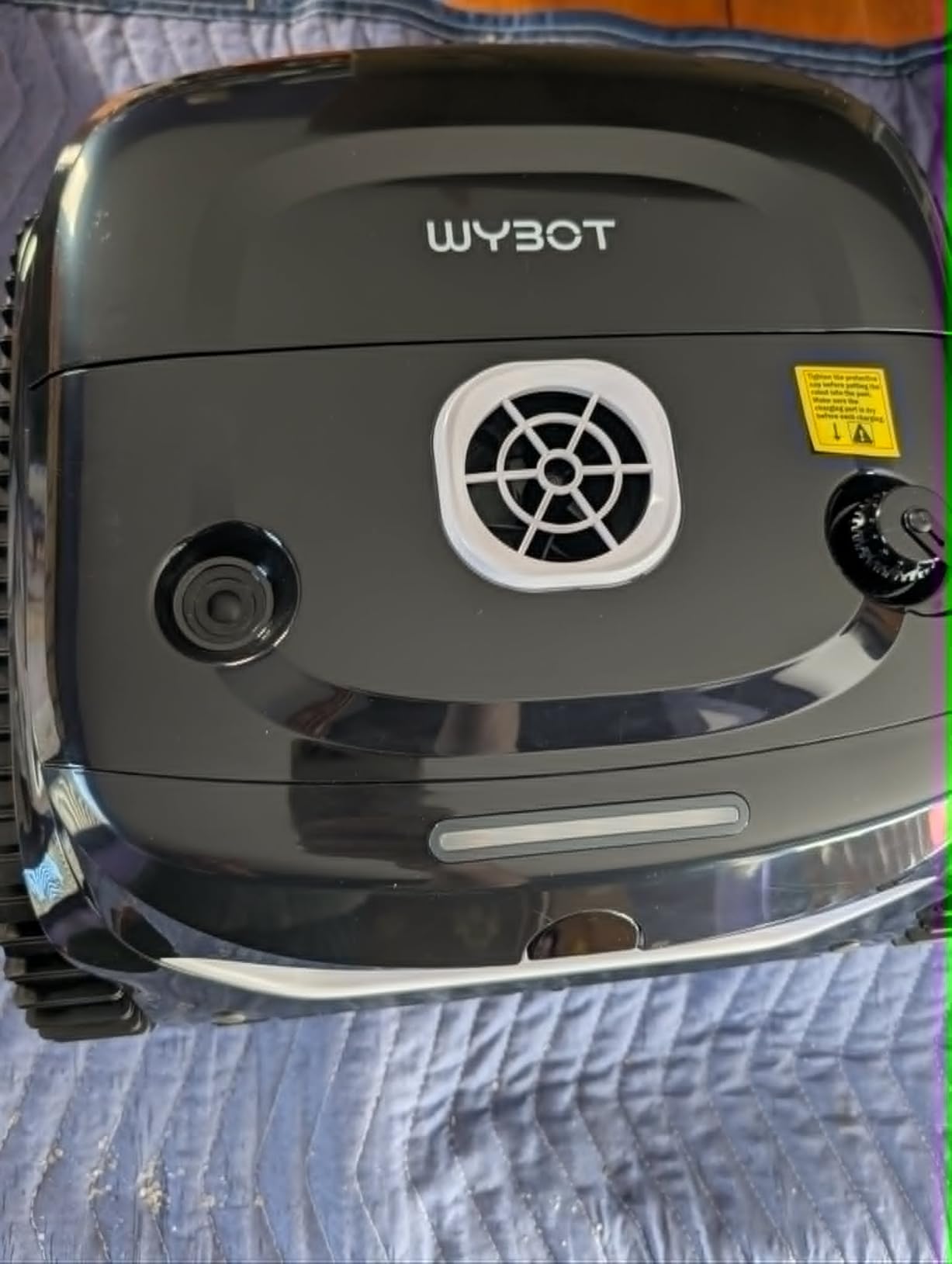 WYBOT B1 Cordless Robotic Pool Vacuum Pool Cleaner Robot for Inground Pools customer photo 1