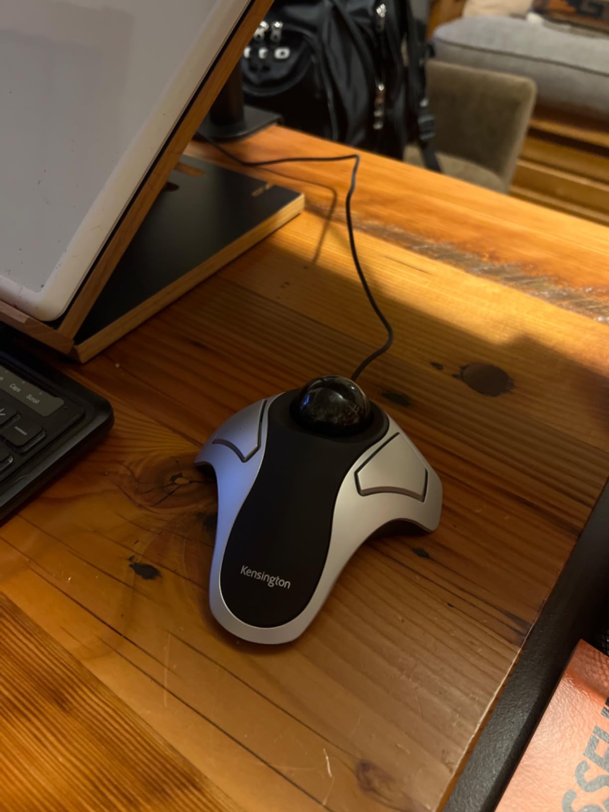 Kensington Orbit Trackball Mouse (K64327F), Silver/Black customer photo 2