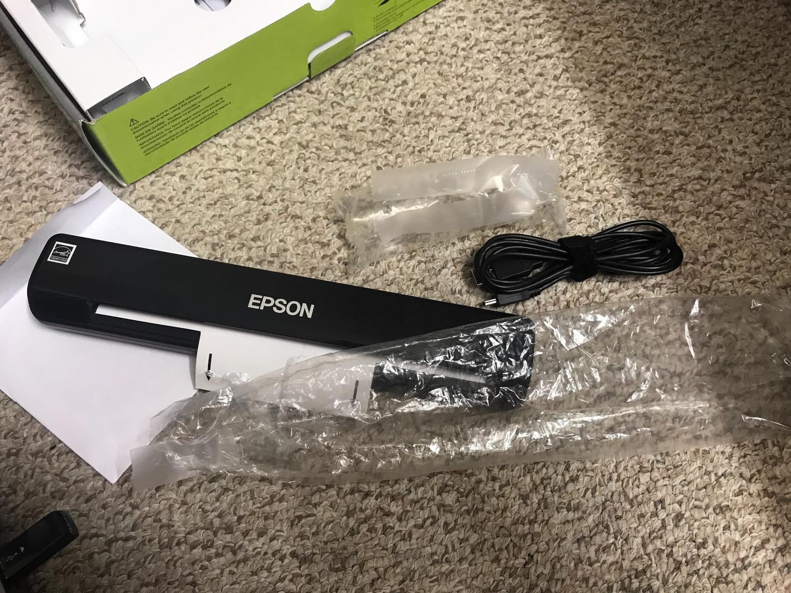Epson Workforce DS-30 Portable Document Scanner for PC and Mac, Sheet-fed, Mobile/Portable customer photo 2