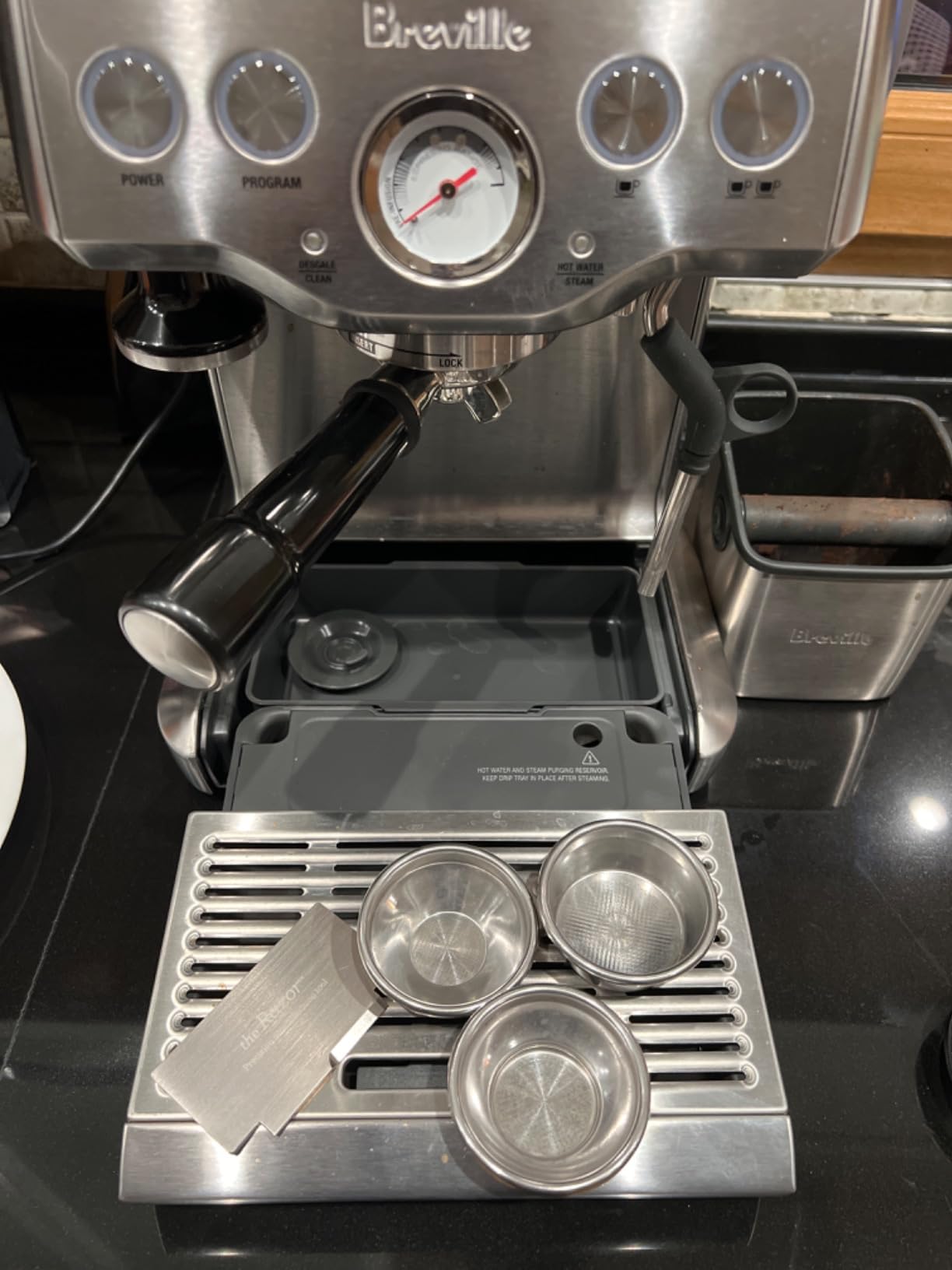 Breville BES840XL Infuser Espresso Machine, Brushed Stainless Steel customer photo 1