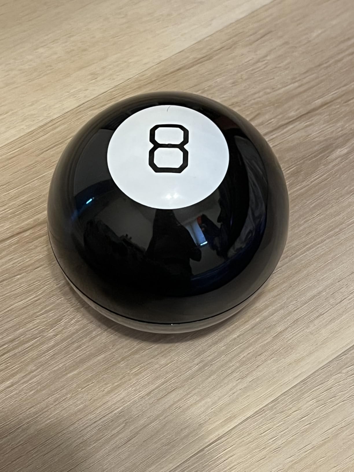 Mattel Games Magic 8 Ball Novelty Fortune-Telling Toy, Ages 3+ customer photo 2