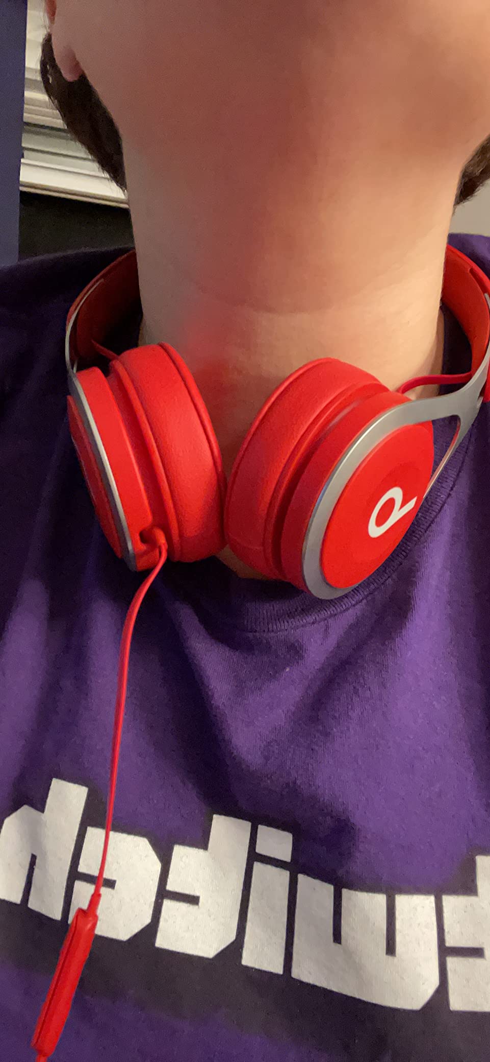 Beats EP Wired On-Ear Headphones - Battery Free for Unlimited Listening, Built in Mic and Controls - Black customer photo 1