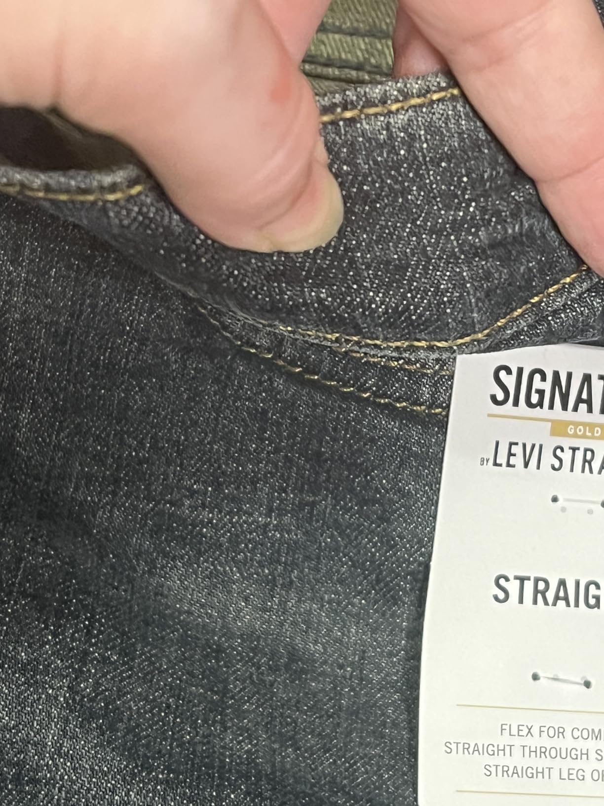 Levi Strauss Signature Gold Men's Straight Fit Jeans customer photo 1