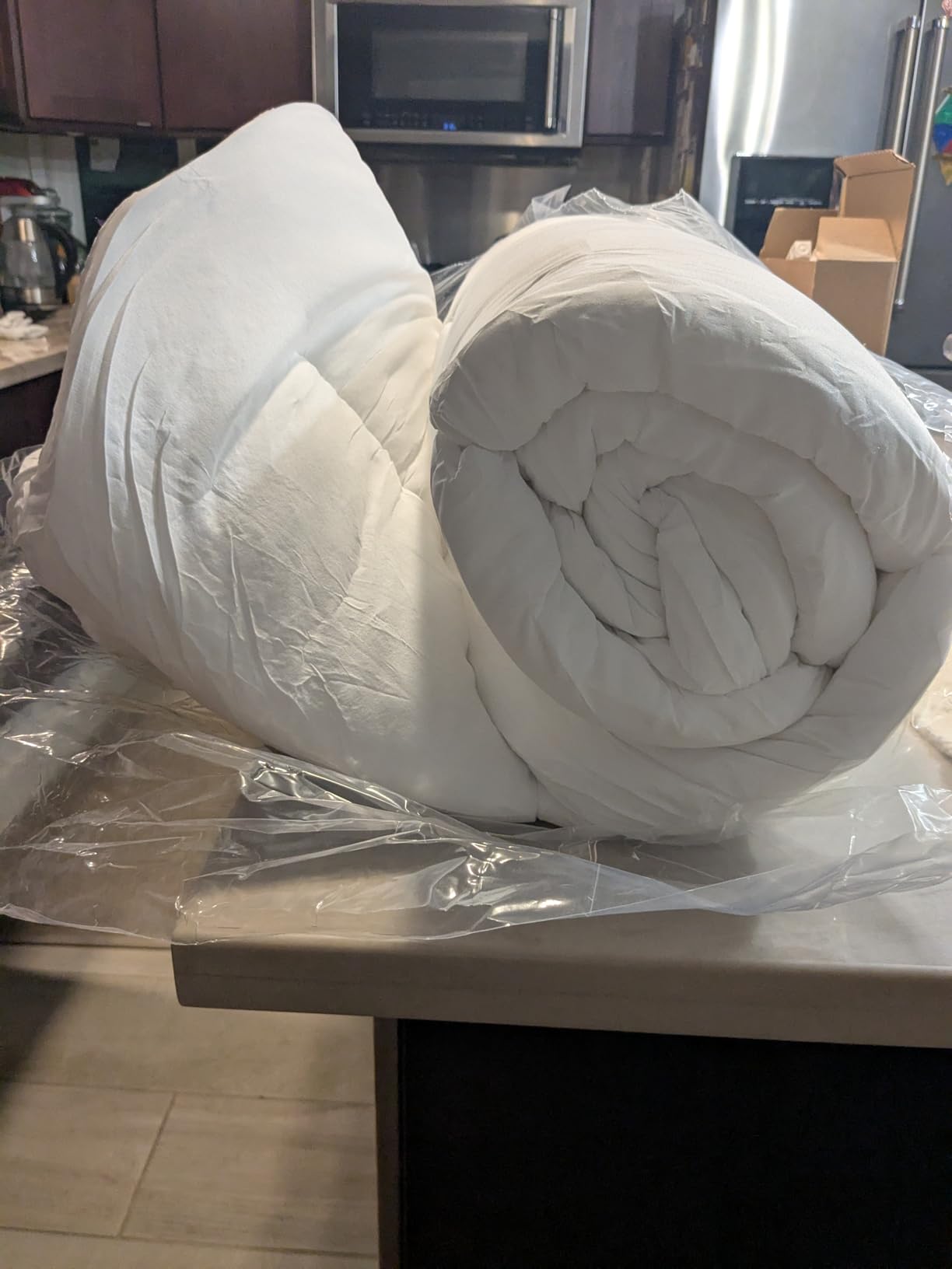 1400 GSM Queen Mattress Topper, Extra Thick Cooling Pillow Top Plush Pad customer photo 1
