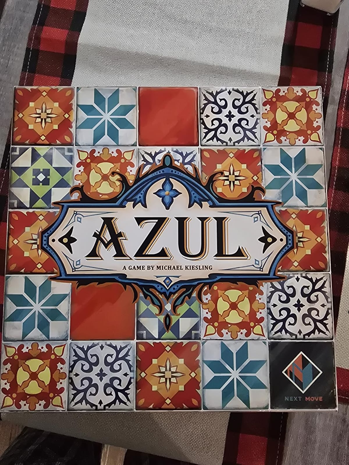 Azul Mosaic Tile-Placement Strategy Board Game, 2-4 Players, 30-45 Min customer photo 2