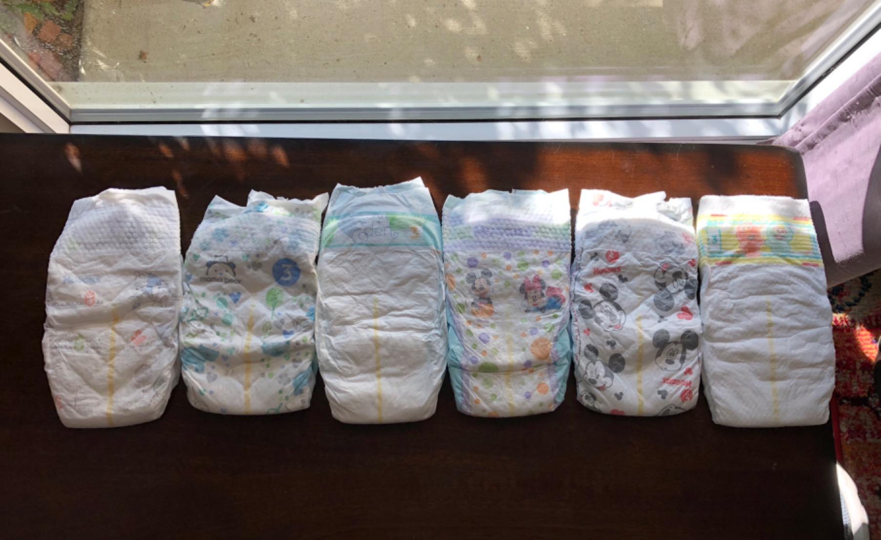 Huggies Little Snugglers Diapers Size 1, 32 Count customer photo 1