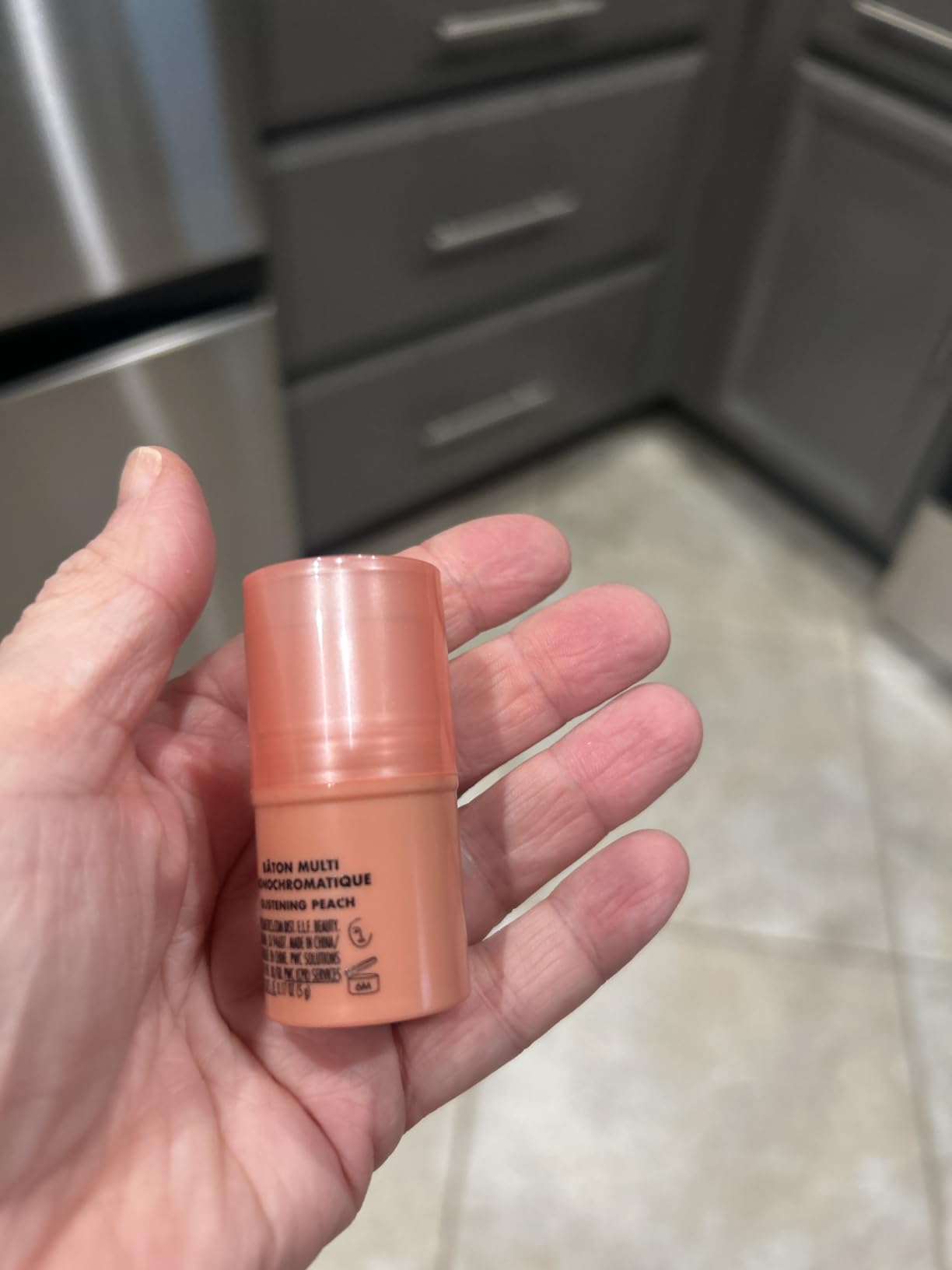 e.l.f., Monochromatic Multi Stick, Creamy, Lightweight, Versatile, Luxurious, Adds Shimmer, Easy To Use On The Go, Blends Effortlessly, Glistening Peach, 0.155 Oz customer photo 1