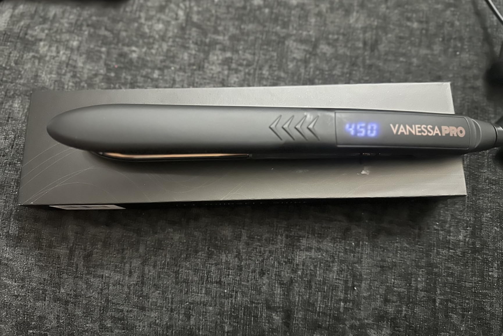 VANESSA PRO Titanium Flat Iron 1 Inch Hair Straightener for Smooth Results customer photo 2