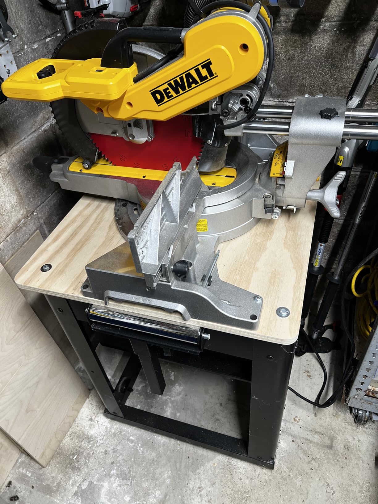 WEN Multi-Purpose Rolling Planer and Miter Saw Tool Stand with Extension Rollers (MSA658T) customer photo 2