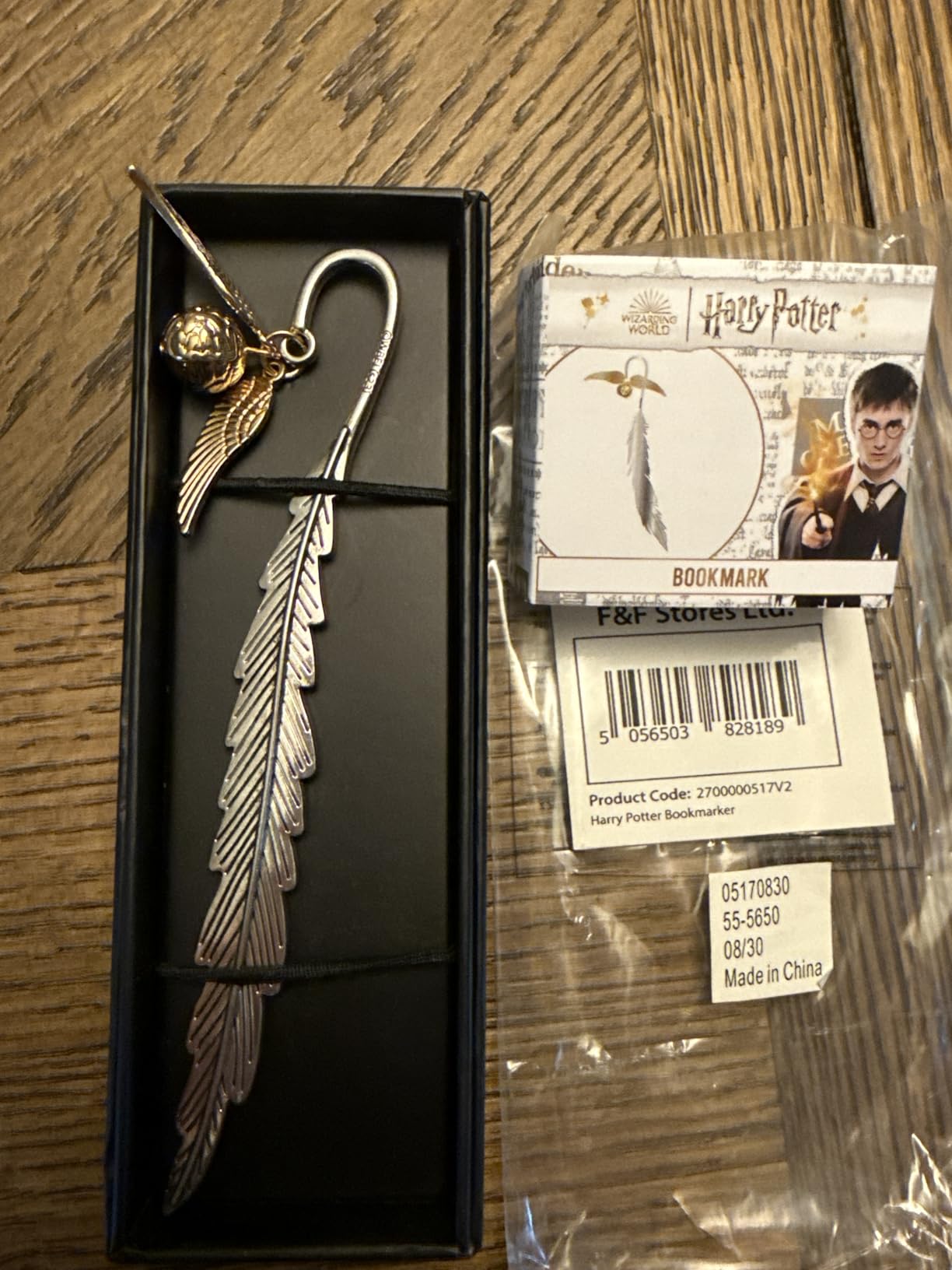Harry Potter Metal Bookmark with Hanging Charm Golden Snitch Hogwarts Reading Gifts Christmas Stocking Stuffers Book Lovers Gift Box customer photo 2