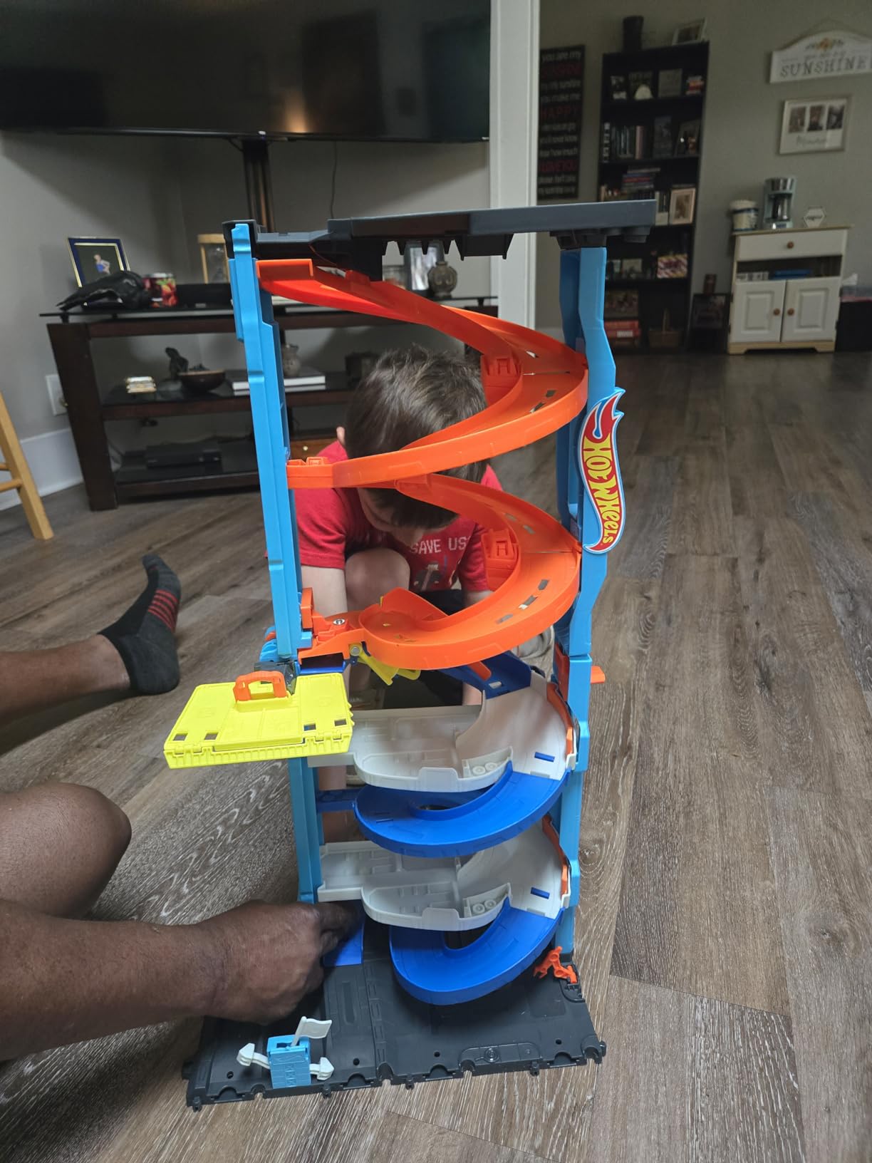 Hot Wheels City Transforming Race Tower & 1 Toy Car customer photo 1