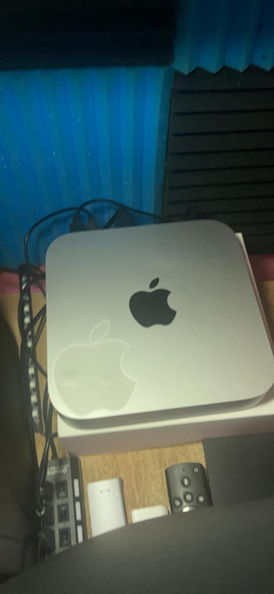 Apple 2023 Mac mini Desktop Computer with Apple M2 chip with 8‑core CPU and 10‑core GPU, 8GB Unified Memory, 256GB SSD Storage, Gigabit Ethernet. Works with iPhone/iPad customer photo 1