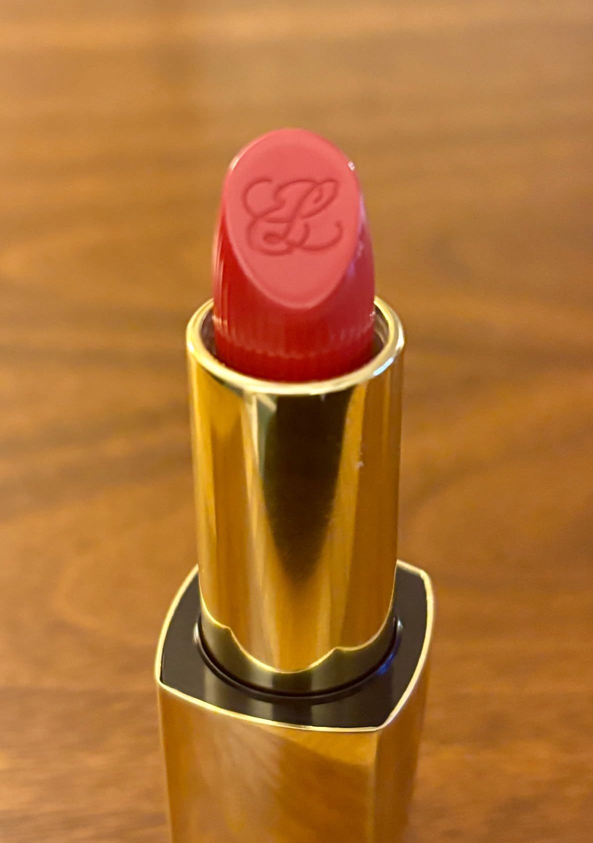 Estée Lauder Pure Color Long-Lasting Hi-Lustre Lipstick for Women | Shimmer Finish, 0.12 Ounce customer photo 2