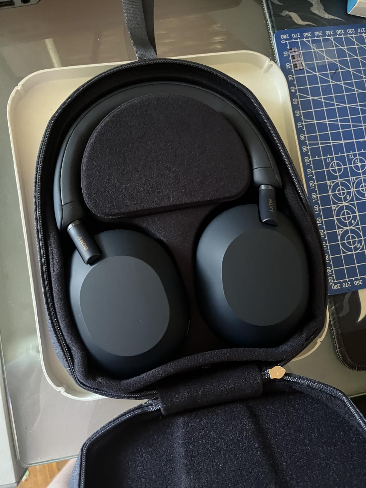 Sony WH-1000XM5 Premium Noise Cancelling Wireless Headphones, Midnight Blue customer photo 2