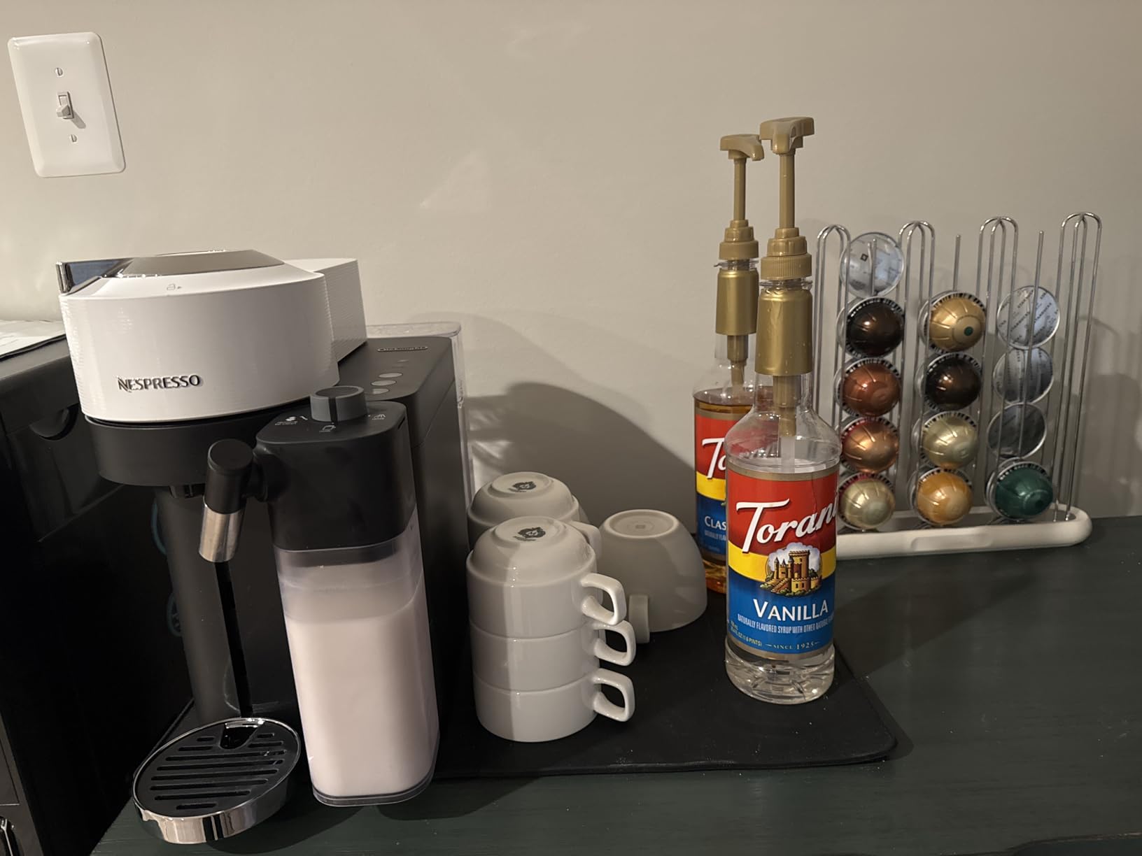 Nespresso Vertuo Lattissima Coffee & Espresso Maker by De'Longhi, White customer photo 1