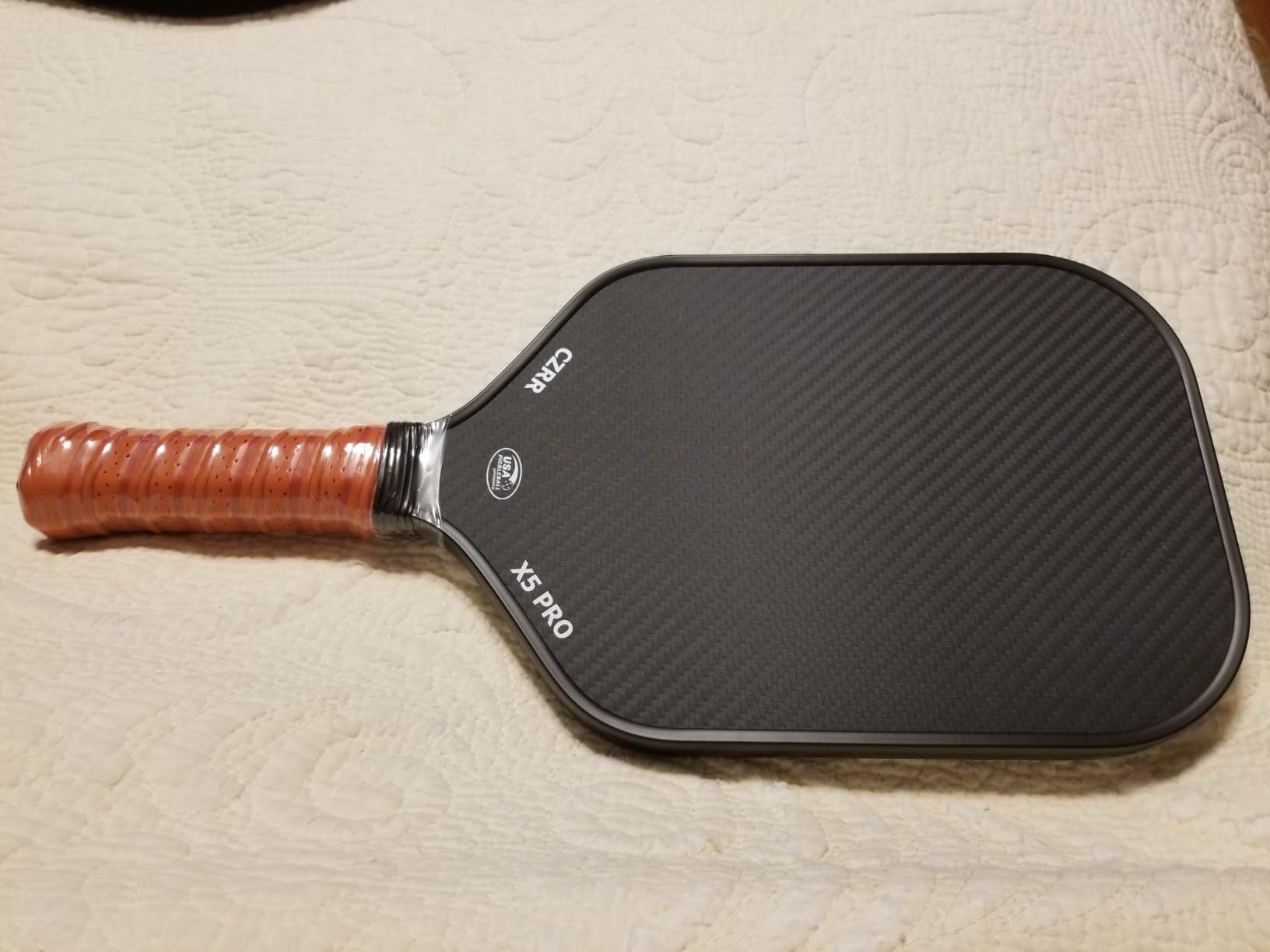 Pickleball Paddle, USA Pickleball Approved, 3K Raw Carbon Fiber Surface (CFS) High Grit & Spin, with 16MM Polypropylene Honeycomb Core, Ideal for Novice and Professional Players customer photo 2