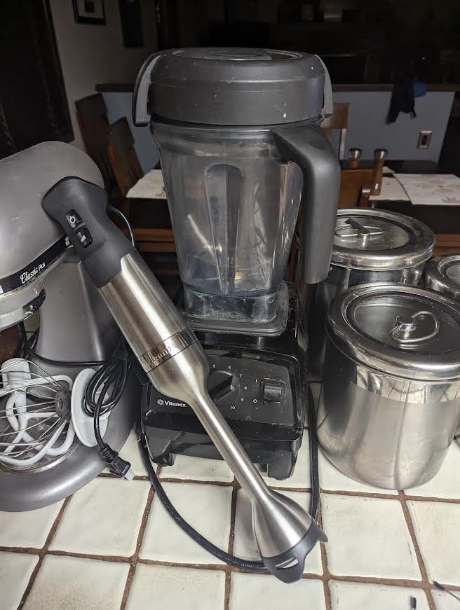 Vitamix 5-Speed Immersion Blender, 625-Watt Motor, Stainless Steel/White customer photo 2