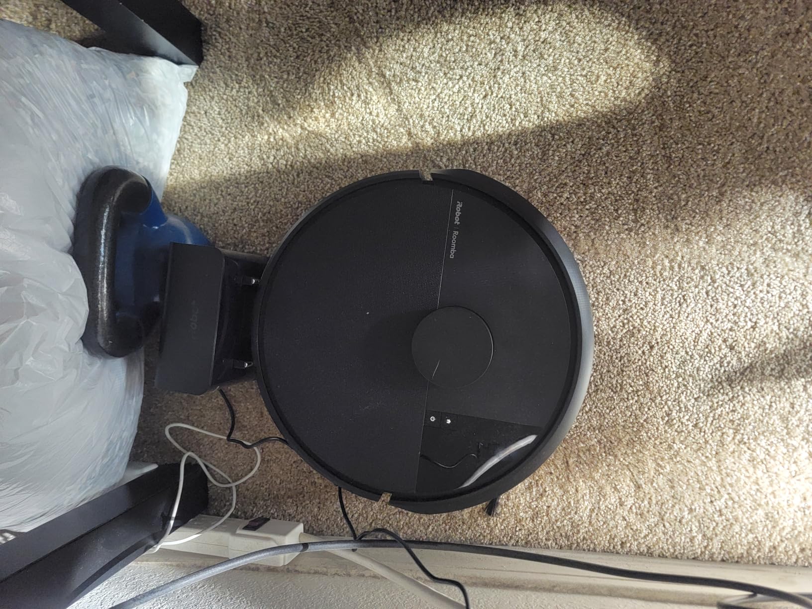 iRobot Roomba 105 Combo Robot Vacuum & Mop - Easy to use, Intense Power-Lifting Suction, LiDAR Navigation, Multiple Cleaning Modes, Avoids Mopping Carpets, Self-Charging customer photo 1
