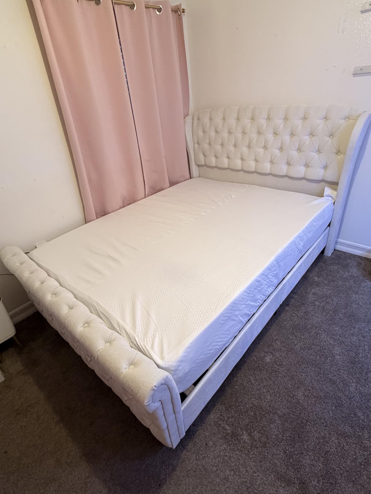 Novilla 12 Inch Queen Mattress in a Box, Gel Memory Foam for Cooling Night customer photo 2