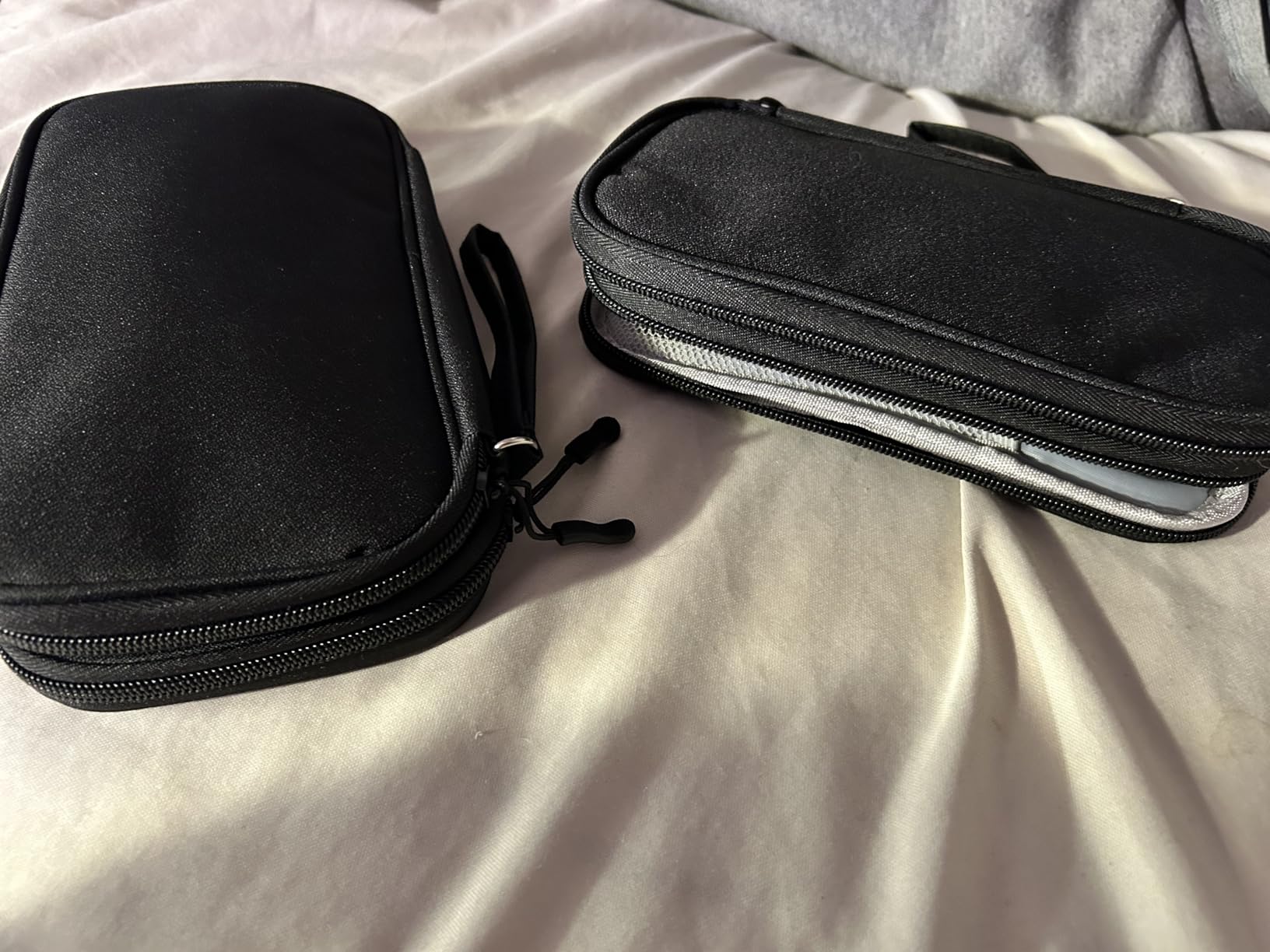 Arae Travel Essentials Electronic Organizer Double Layer - Black, S customer photo 1