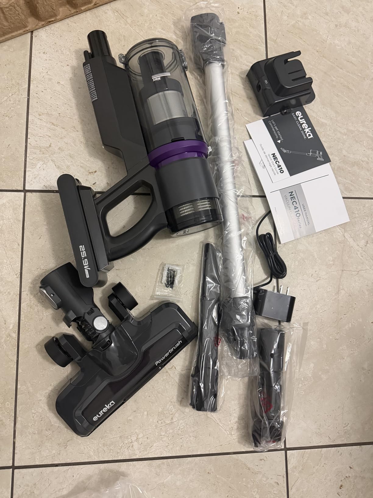 Eureka ReactiClean 200W Lightweight Cordless Stick Vacuum, NEC410BK customer photo 1
