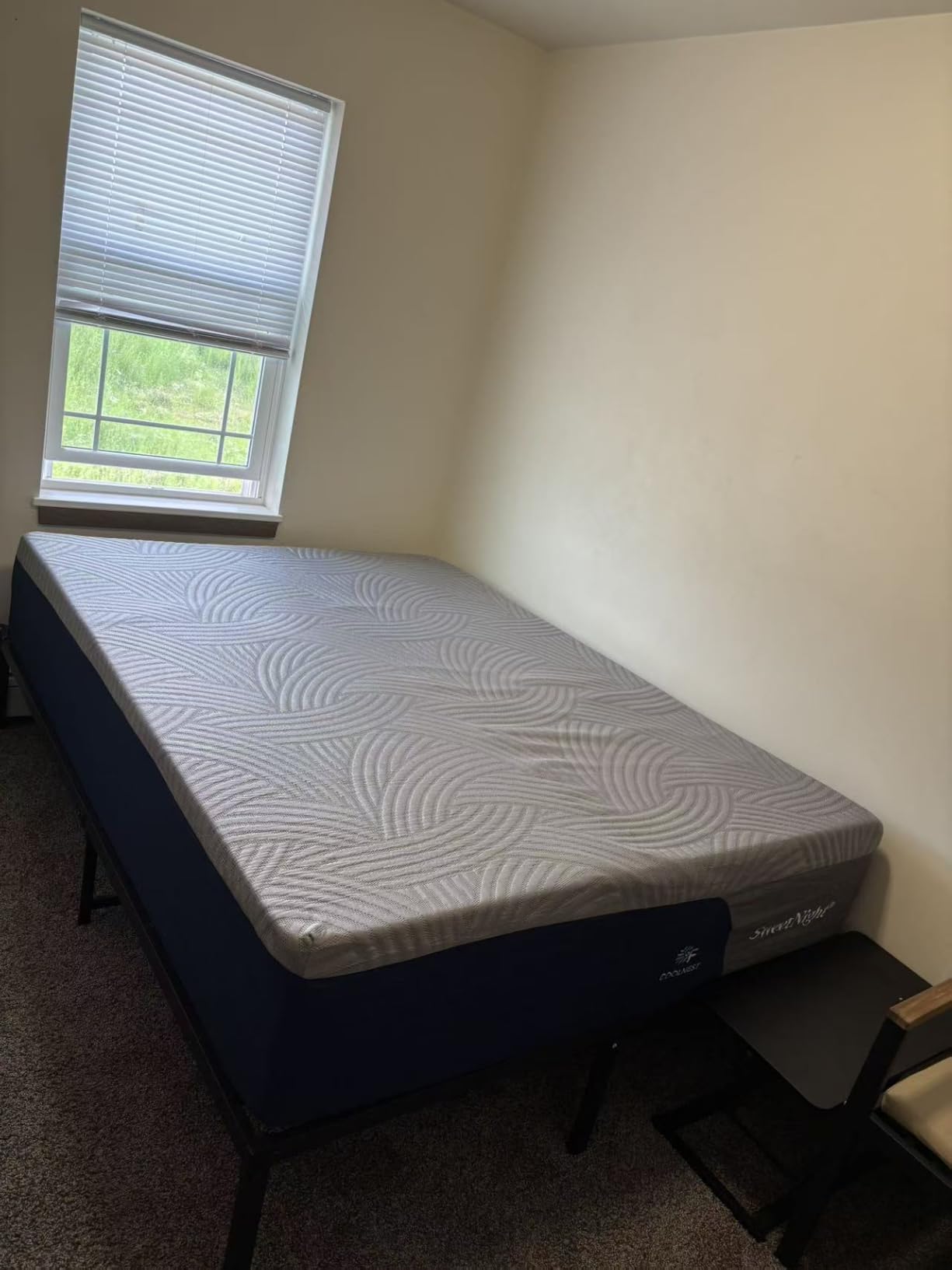 Sweetnight CoolNest 12 Inch King Mattress, Cooling Memory Foam Mattress customer photo 2