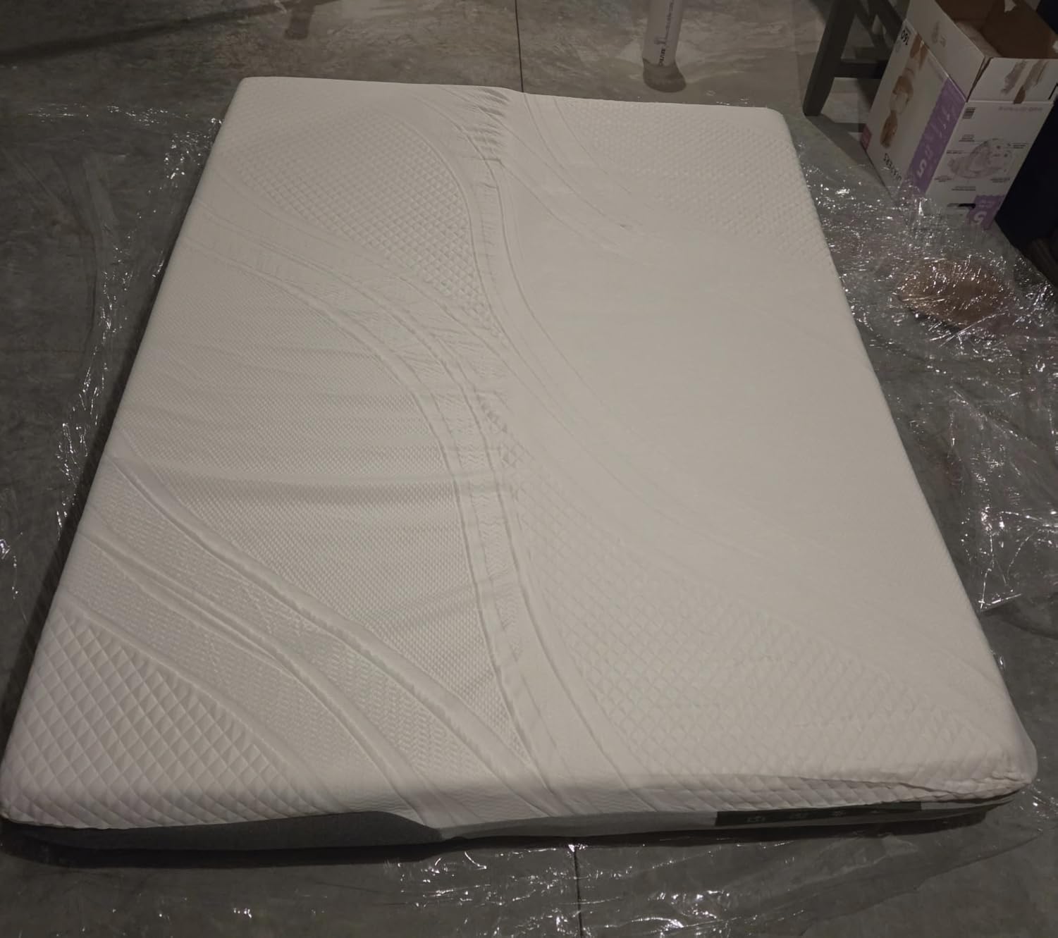 Novilla Bliss Cooling Queen Mattress, 14 Inch Gel Queen Memory Foam customer photo 2