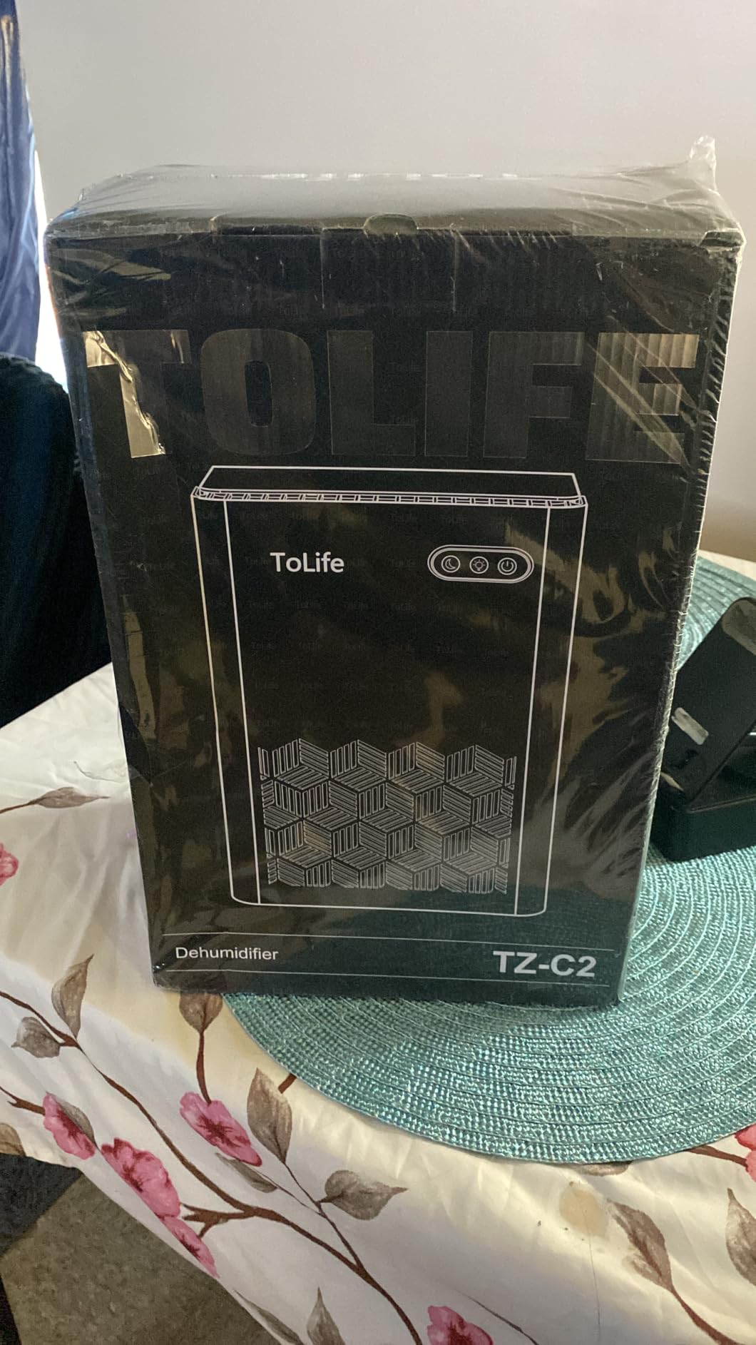 ToLife Dehumidifier, 1000 Sq Ft 95 oz Tank with Sleep Mode, Auto Shutoff customer photo 2